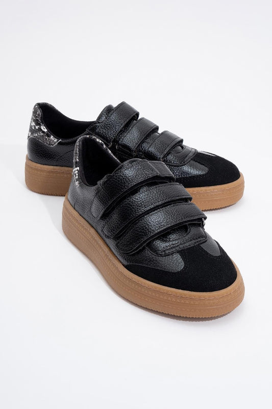 Salva - Zapatillas negras con velcro (Mujer)