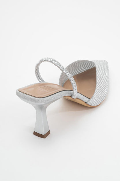 Renos - Zapatilla de tacón de punta plateada con purpurina (Mujer)