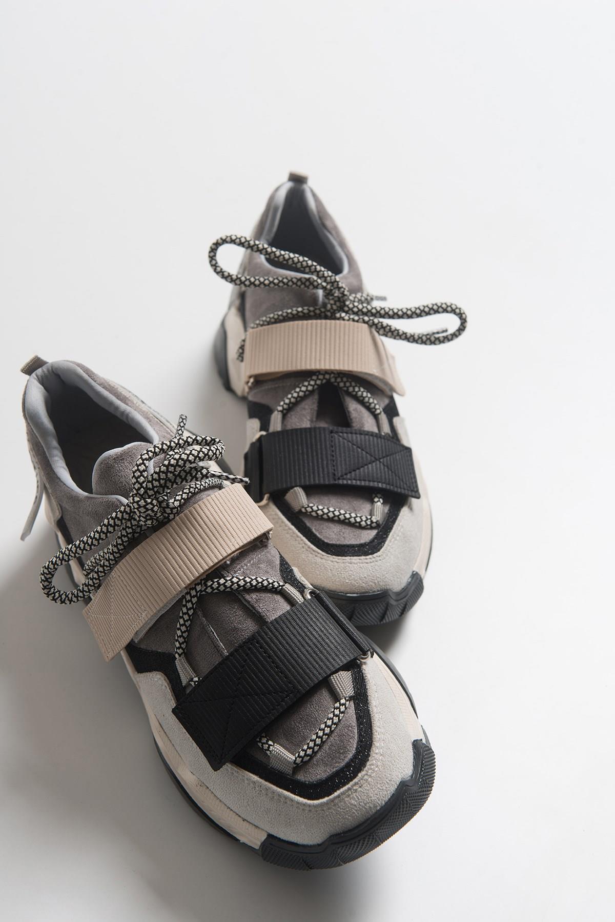 Lulen - Zapatillas deportivas negras topo con velcro (mujer)