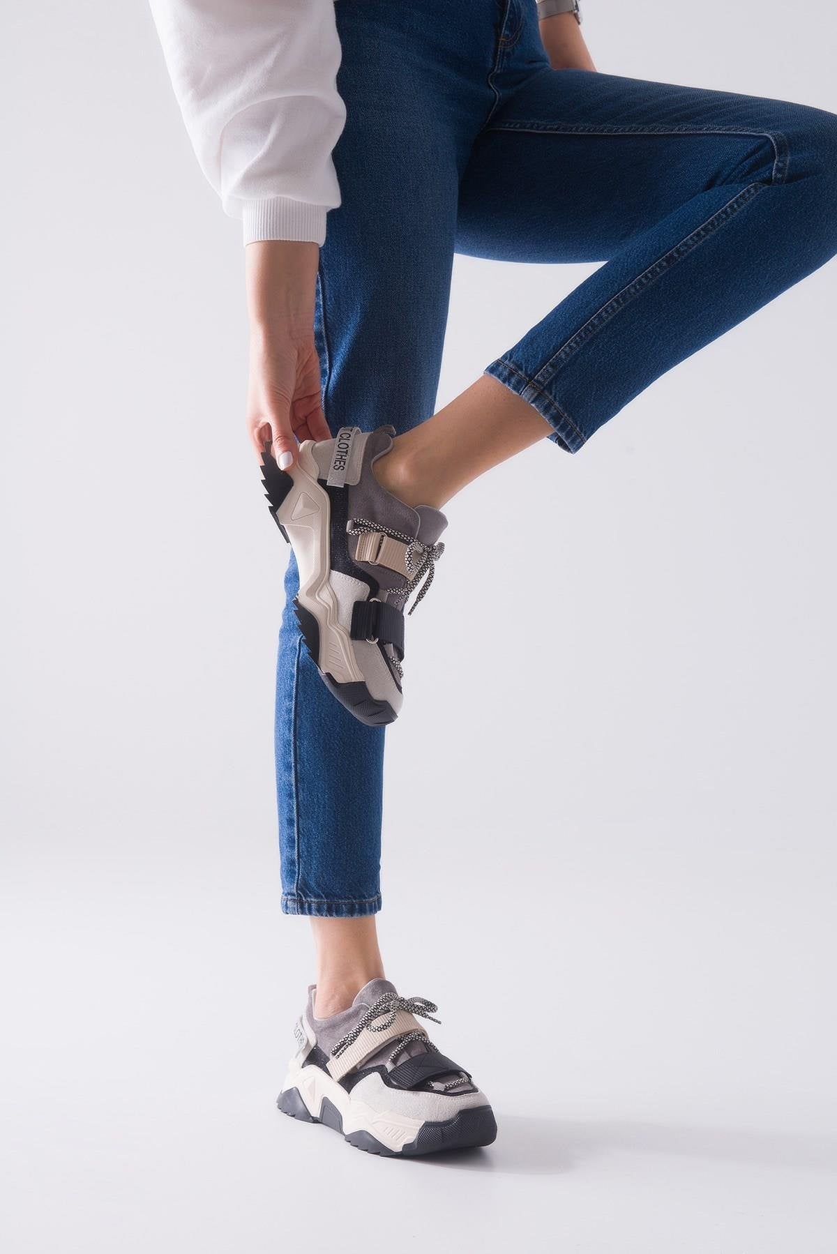 Lulen - Zapatillas deportivas negras topo con velcro (mujer)