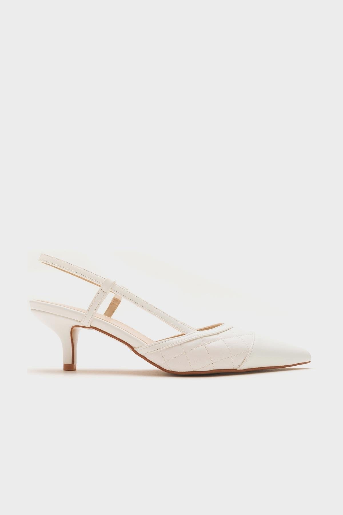 Artículo - Zapatilla de tacón destalonada con puntera en punta y color blanco (Mujer)