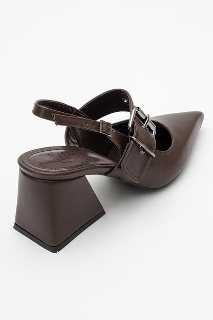 Nepido - Zapatilla de tacón de bloque con punta afilada en tono marrón (mujer)