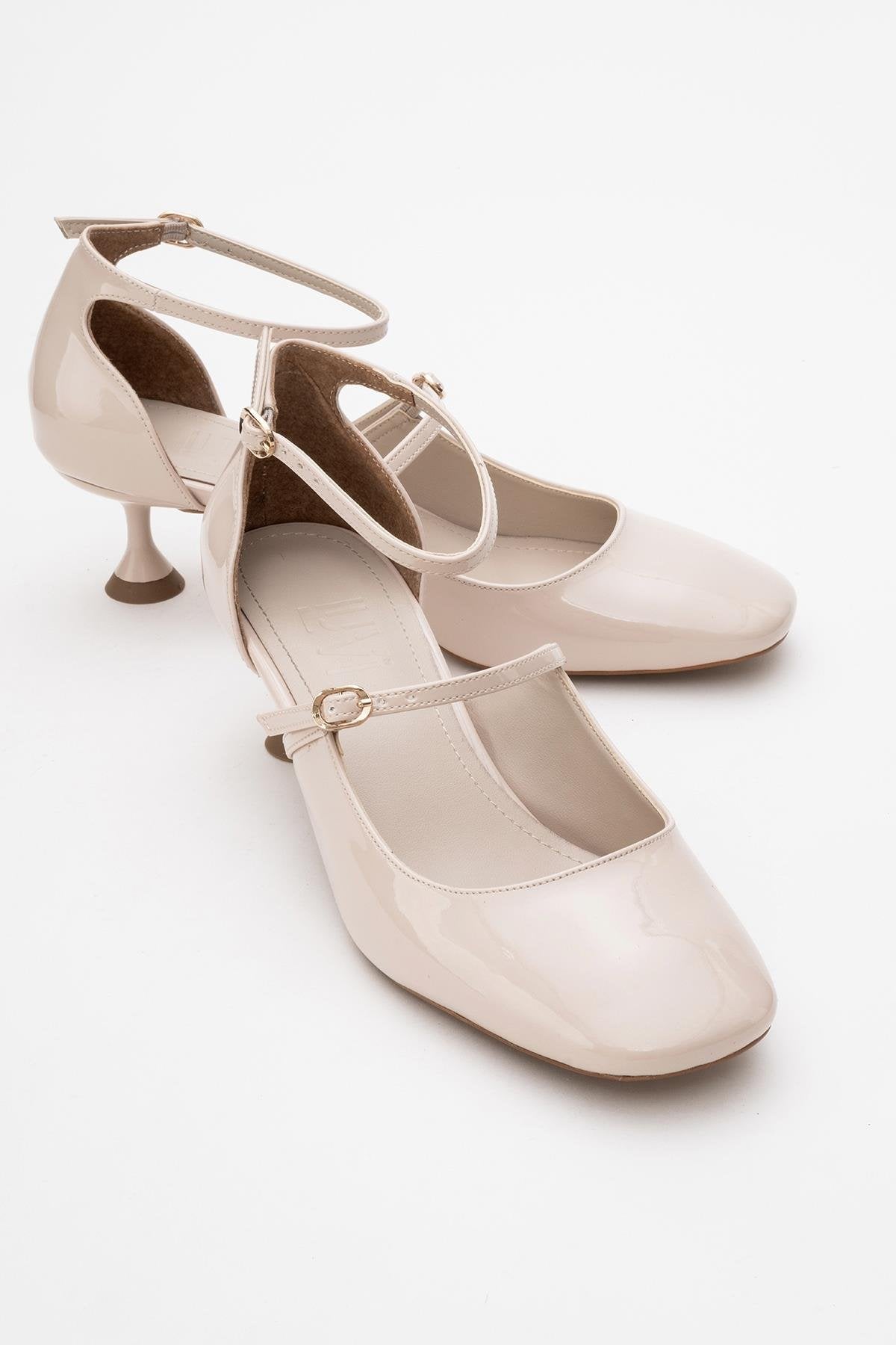 Emly - Zapatos de tacón destalonados en charol beige con punta cuadrada (mujer)