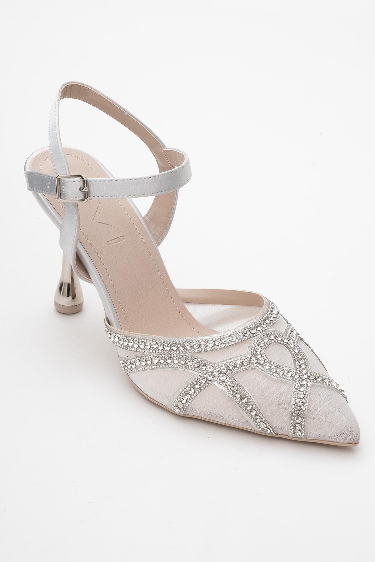 Volby - Zapatos de tacón de punta adornados en plateado (Mujer)