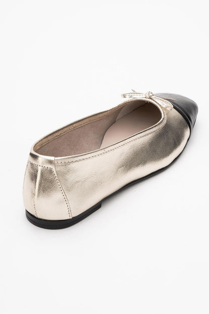 Rony - Bailarina de cuero dorado (mujer)
