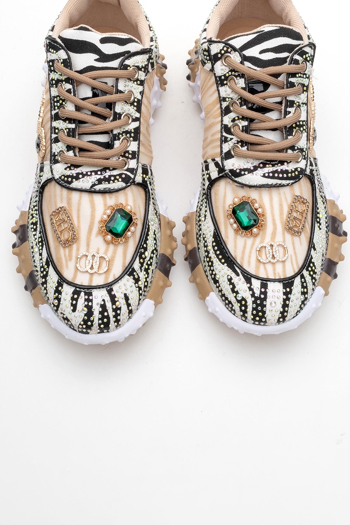 Vero - Zapatillas con joyas beige (Mujer)