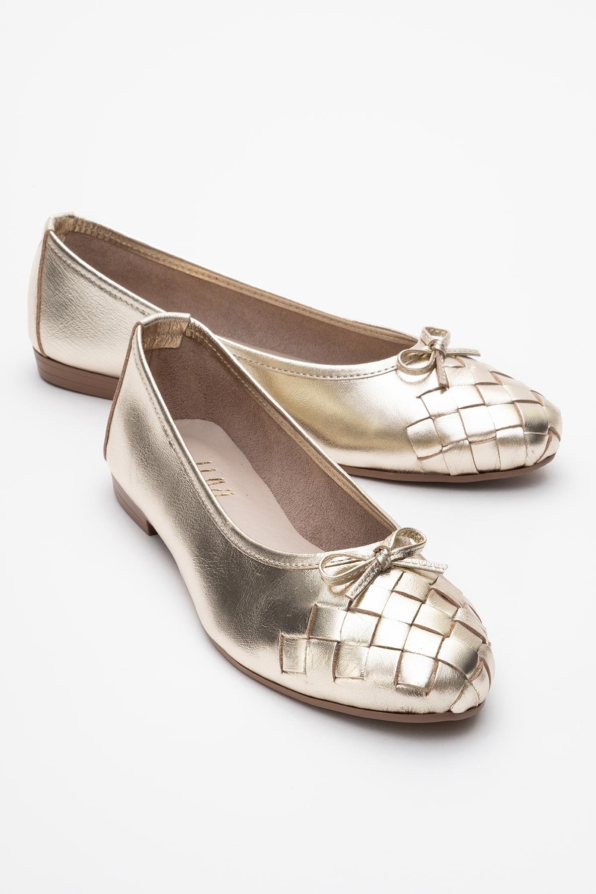 03 - Bailarina de cuero genuino dorado (mujer)