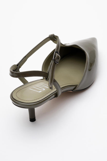 Asher - Zapatos de tacón destalonados en charol caqui con punta fina (Mujer)