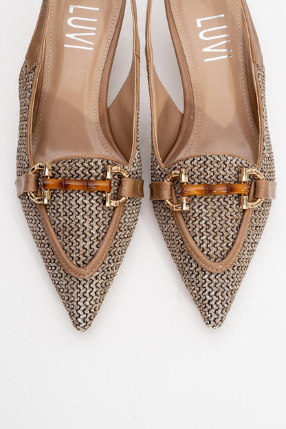 Osca - Tacón Alto de Punta Fina con Hebilla de Rafia Beige Oscuro (Mujer)