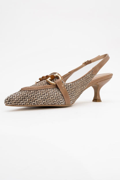 Osca - Tacón Alto de Punta Fina con Hebilla de Rafia Beige Oscuro (Mujer)