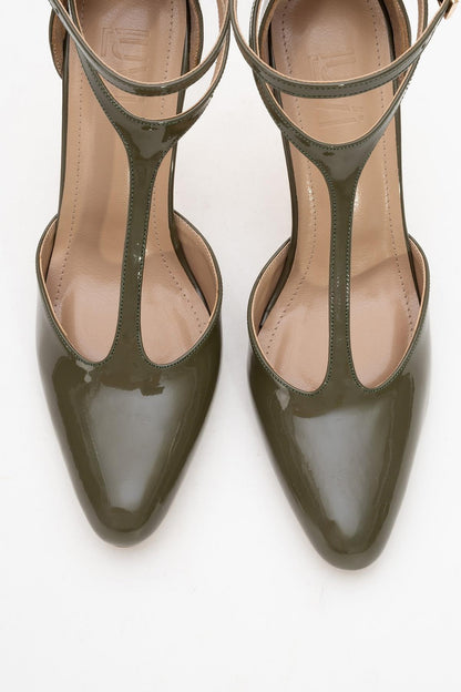 Jon - Zapatos de tacón T-Strap Khaki Patent (Mujer)