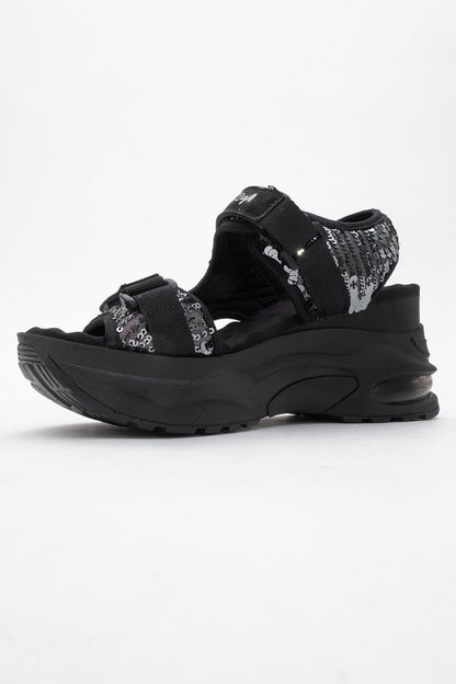 Arthur - Sandalias deportivas de plataforma con tiras negras (Mujer)