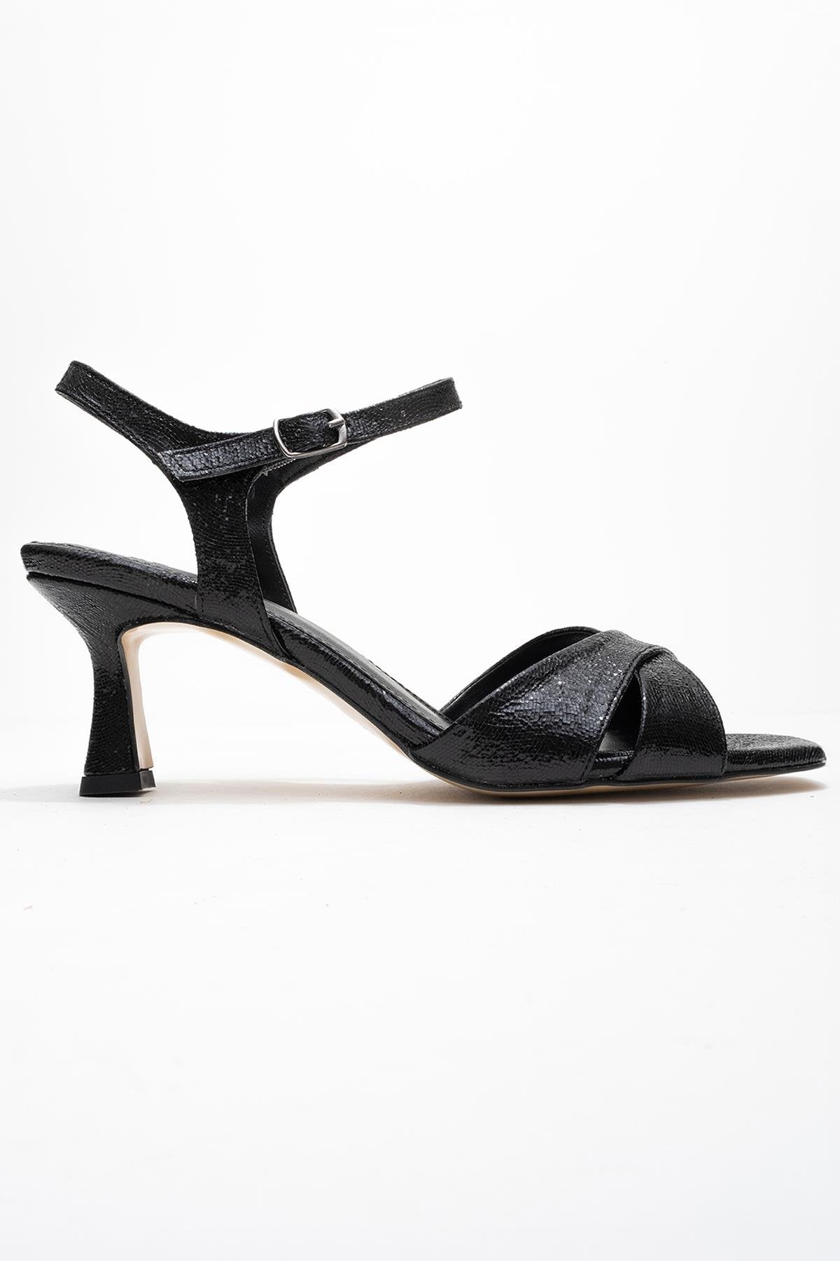 Melin - Sandalia de aguja con tiras cruzadas y patrón en negro (Mujer)