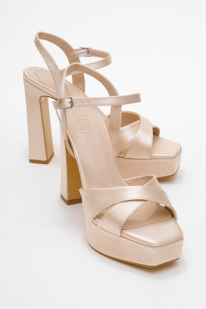Yulia - Sandalia de Tacón con Plataforma y Tiras Cruzadas de Satén Beige (Mujer)