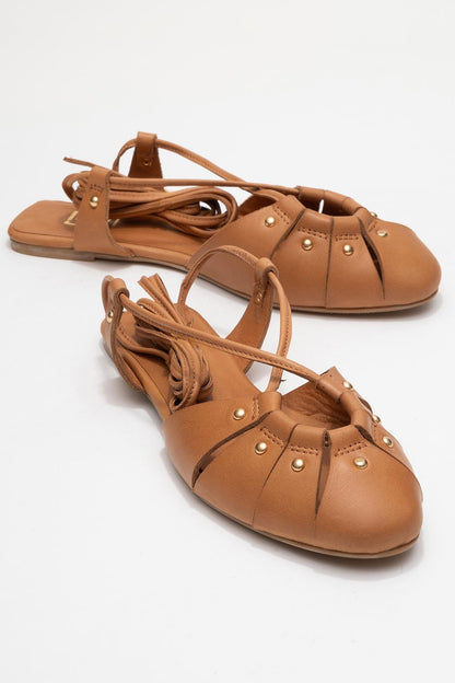 Daria - Sandalia de Piel Cognac con Cordones al Tobillo (Mujer)