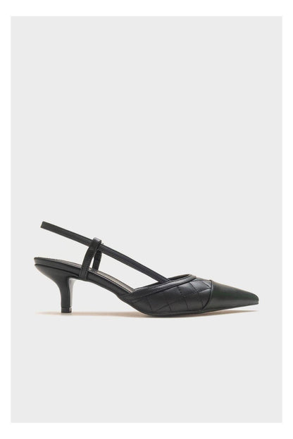 Goodge - Zapatos de tacón de punta fina con tira trasera negros (Mujer)