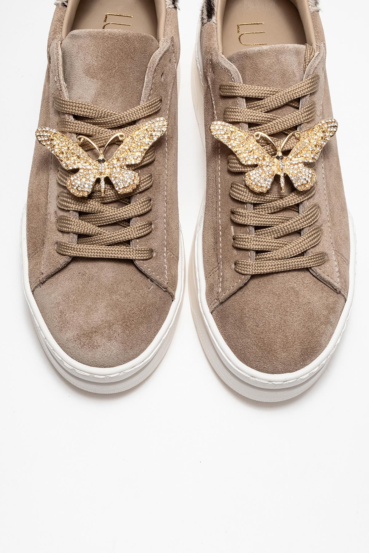Anda - Zapatillas de ante color beis oscuro con hebillas (Mujer)