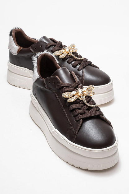 Laren - Zapatillas con hebilla de cuero marrón (Mujer)