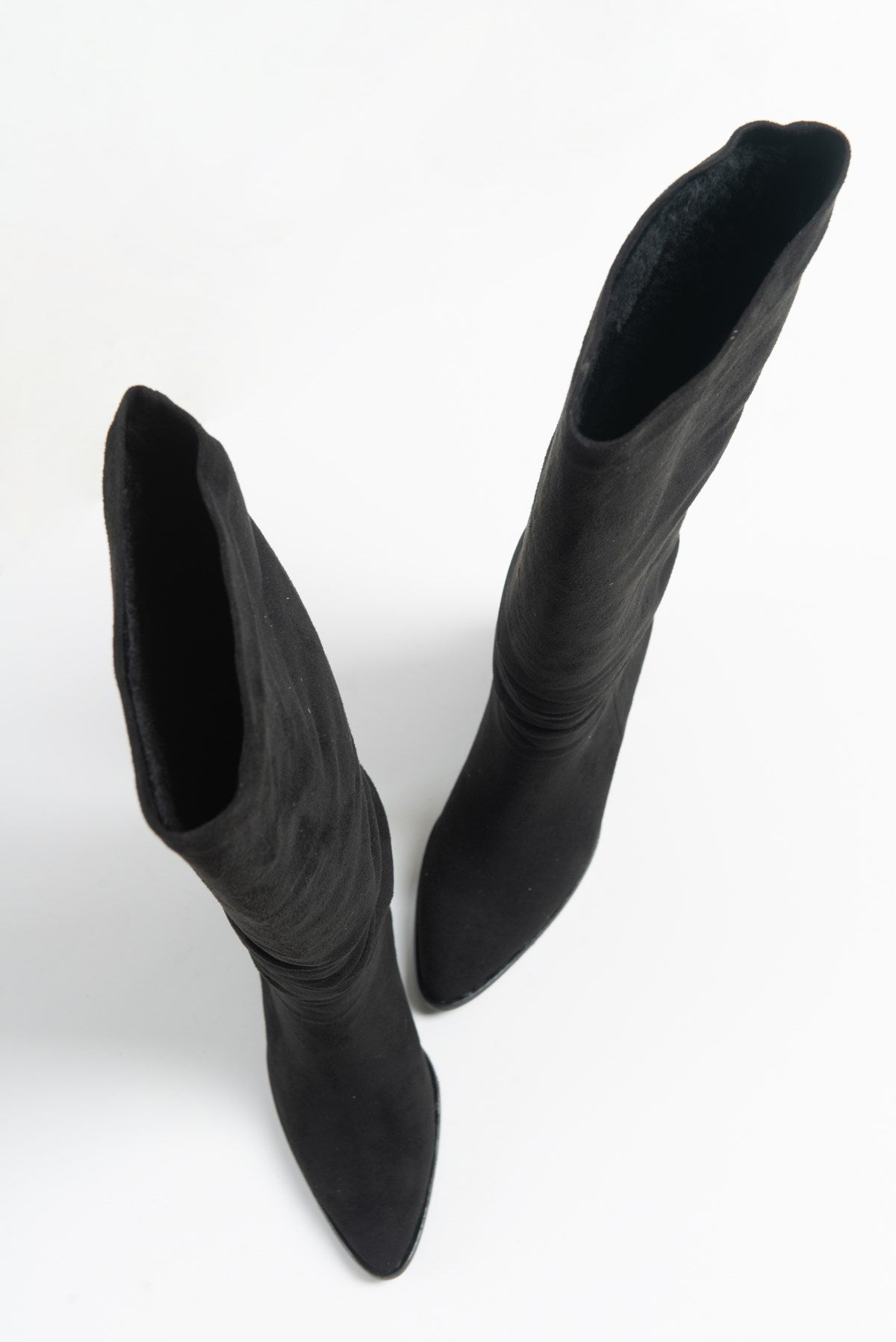 120 - Bota alta de tacón ancho de ante negro (Mujer)