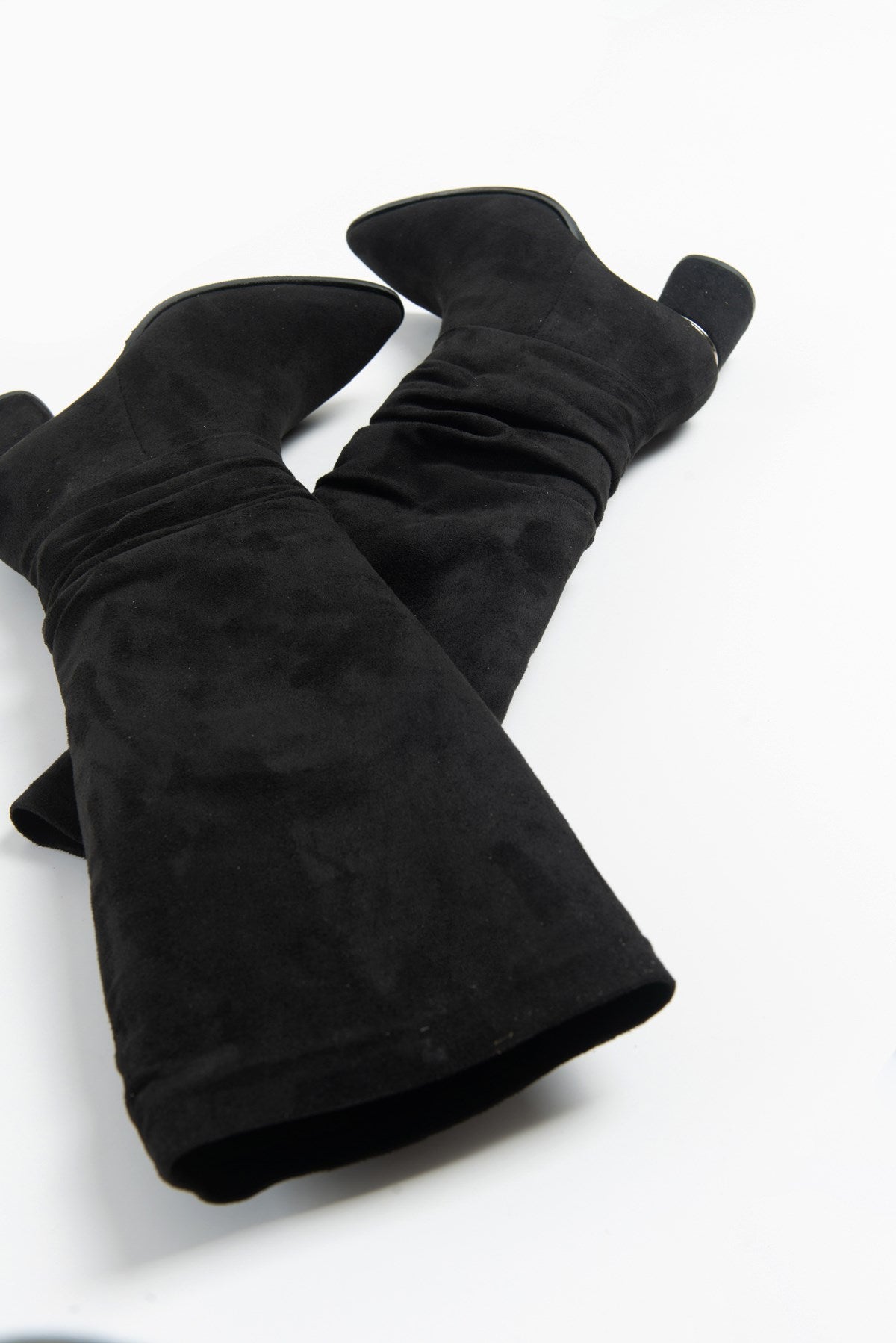 120 - Bota alta de tacón ancho de ante negro (Mujer)
