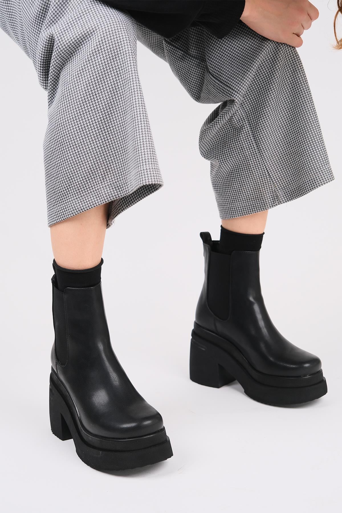 Amberes - Bota Chelsea Negra (Mujer)