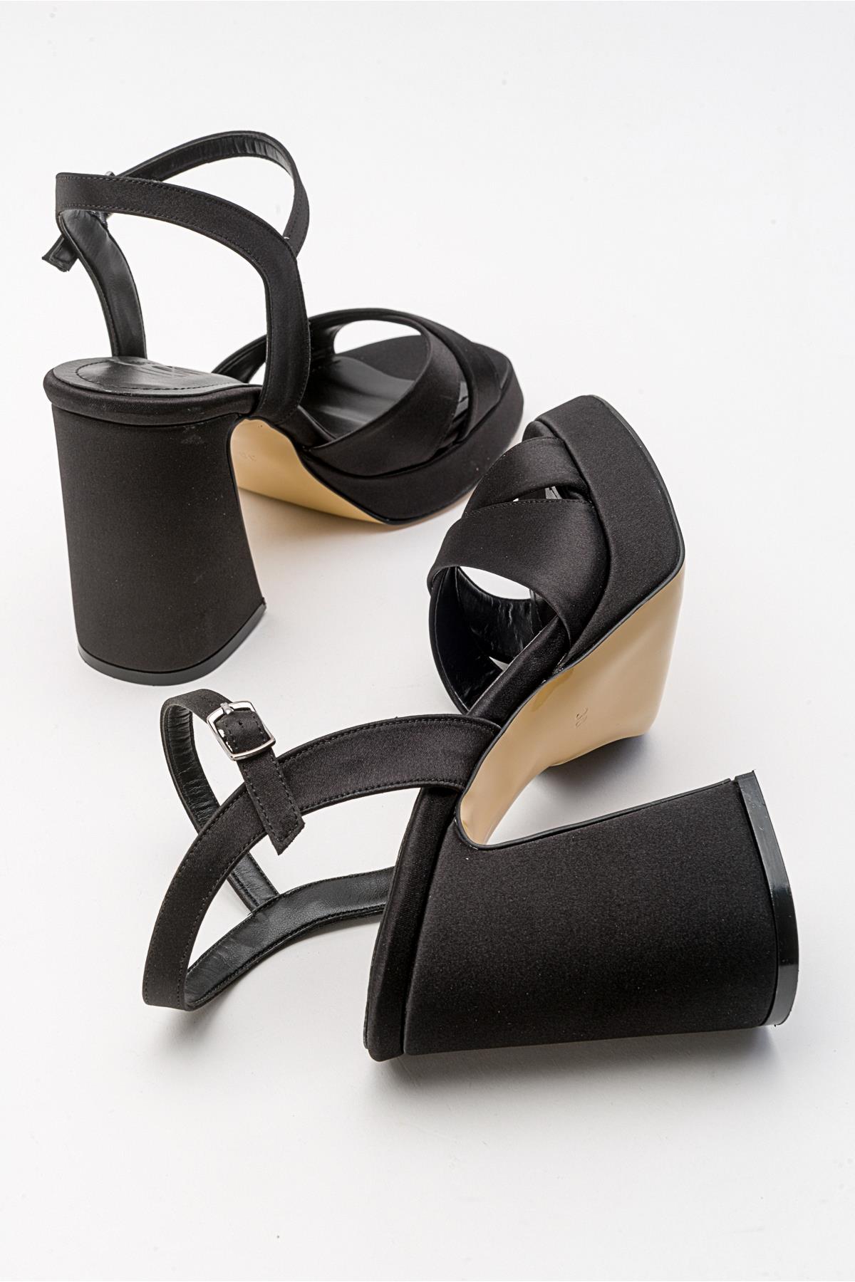 Lello - Zapatos de tacón de plataforma de satén negro (mujer)
