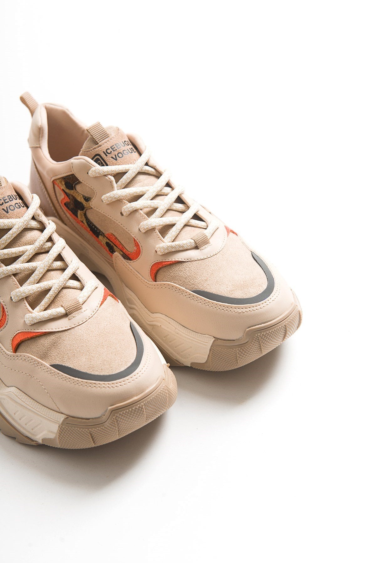 Europa - Zapatillas beige (Mujer)