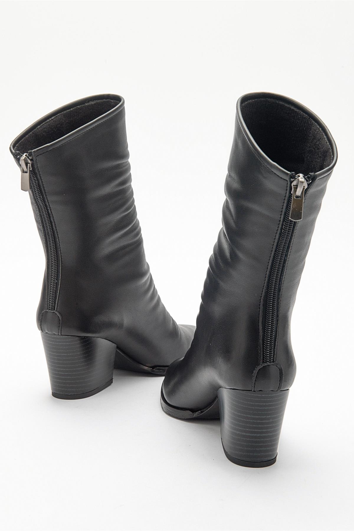 Laval - Bota de tacón de bloque con cremallera trasera negra (Mujer)