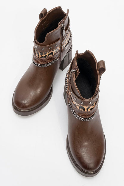 Boliva - Bota de tacón grueso con cadena y hebilla en tono marrón (mujer)