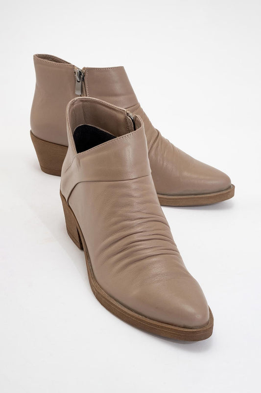 Rule - Bota gruesa de cuero color topo (mujer)
