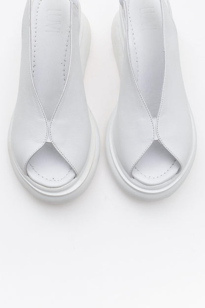 Sam - Sandalia plana de plataforma de cuero blanco (Mujer)