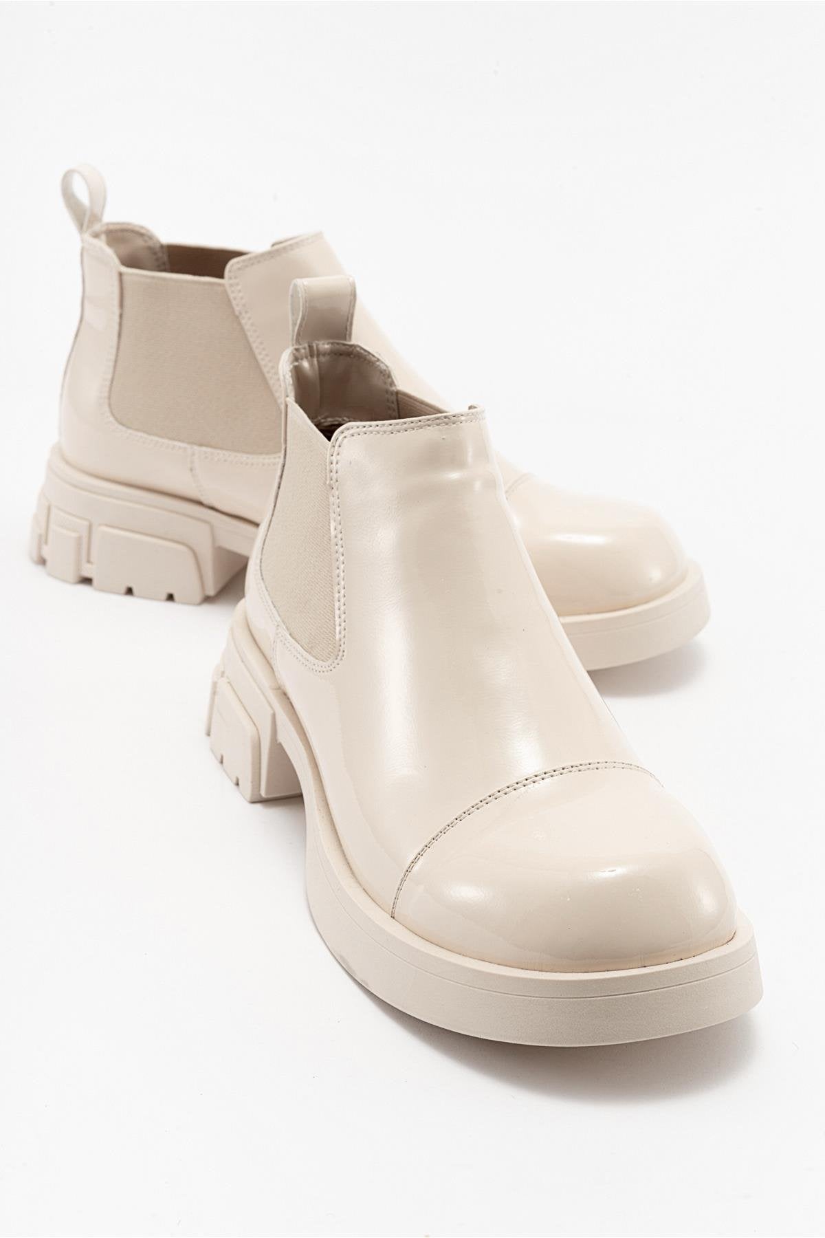 Cafuné - Botín de plataforma de charol color beige (mujer)