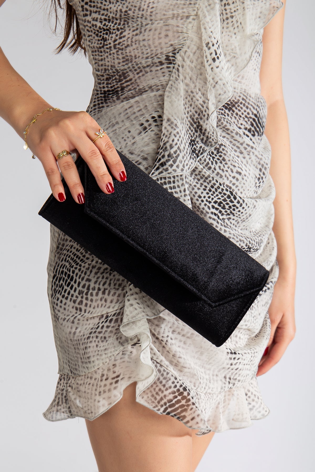 Scarlett - Bolso de mano de terciopelo negro