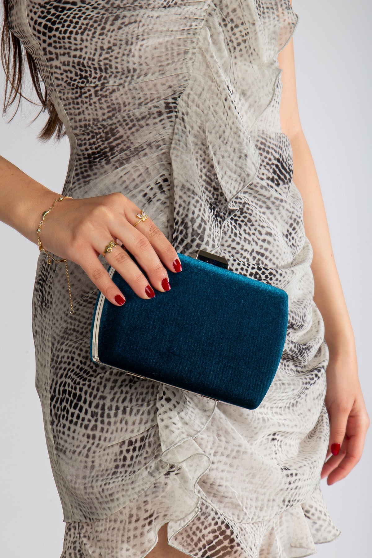 Francisca - Bolso de mano de terciopelo azul cerceta