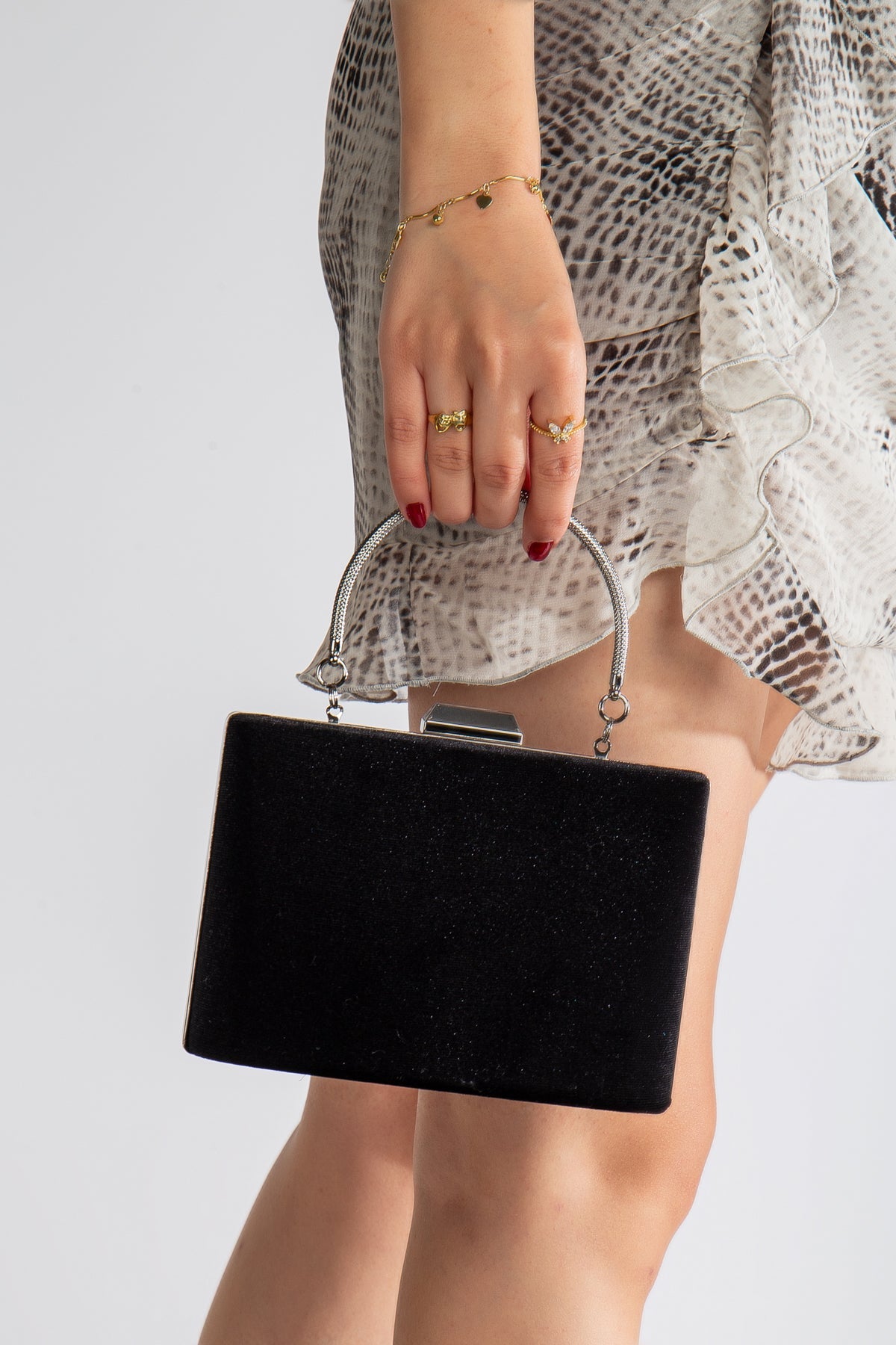 Alba - Cartera de terciopelo negro
