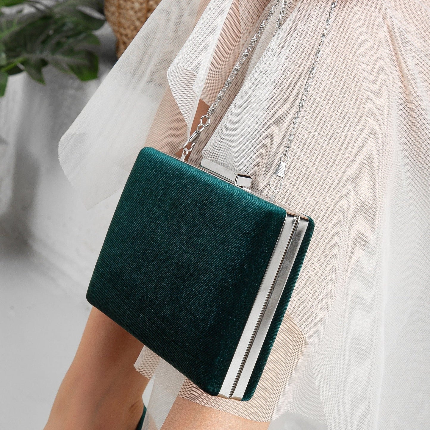 Clara - Cartera de terciopelo verde