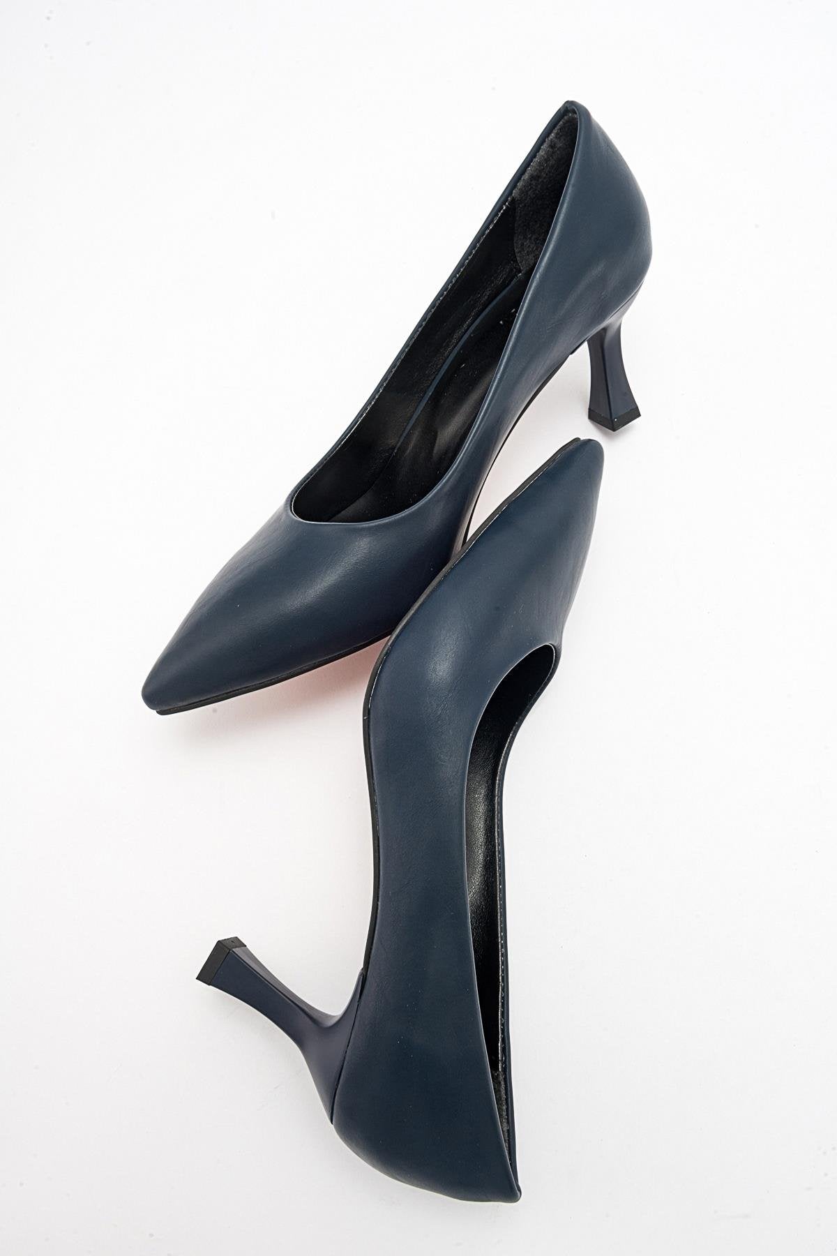 Pedra - Zapatos de tacón en punta azul marino (Mujer)