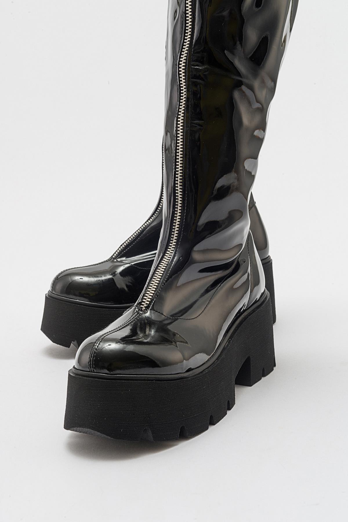 Amaronte - Bota gruesa de charol negro (mujer)