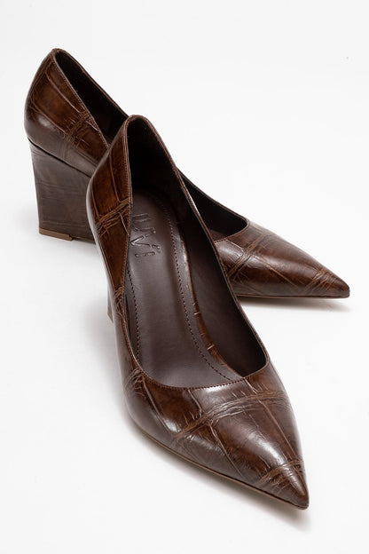 Puera - Zapatos de tacón de cuña con punta en punta y estampado marrón (mujer)