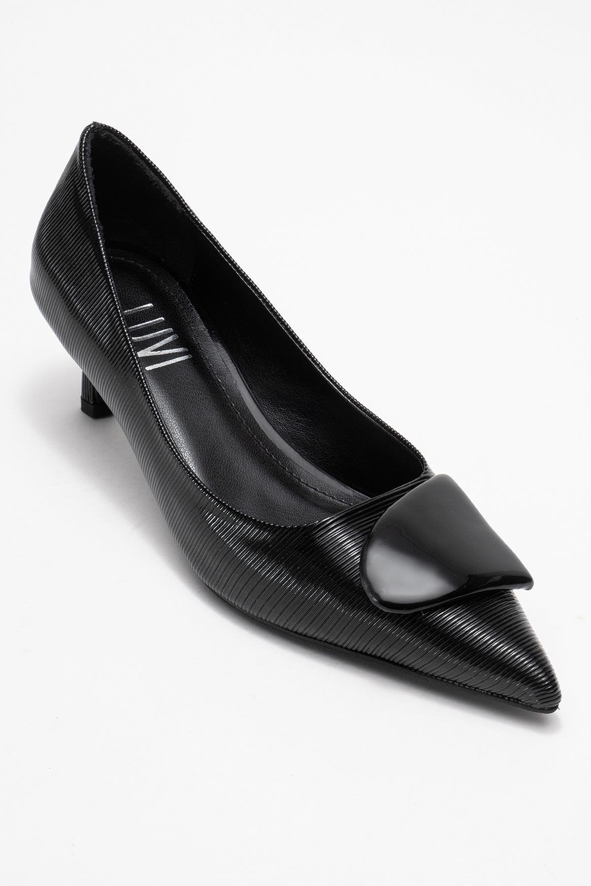 Briana - Zapatilla de tacón de aguja con hebilla negra (mujer)