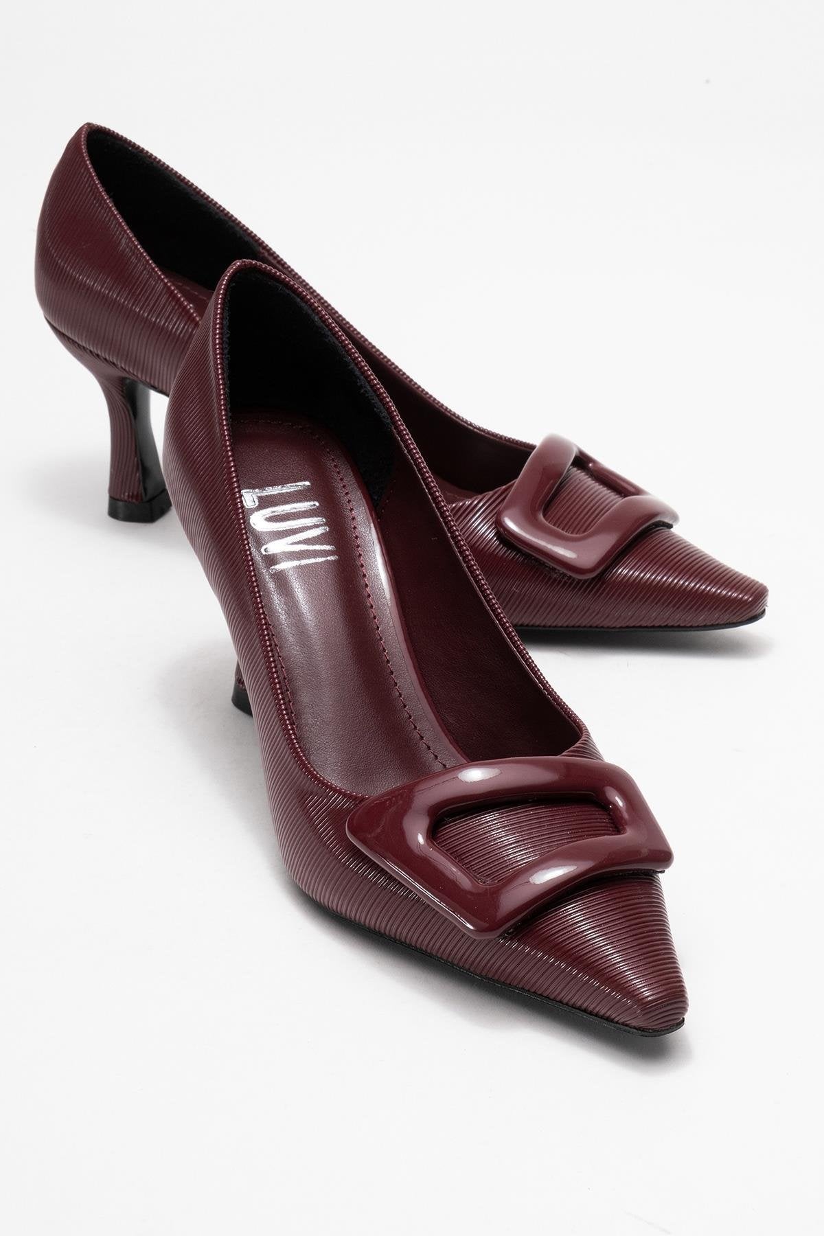 Astra - Zapatos de tacón de punta con hebilla burdeos (Mujer)