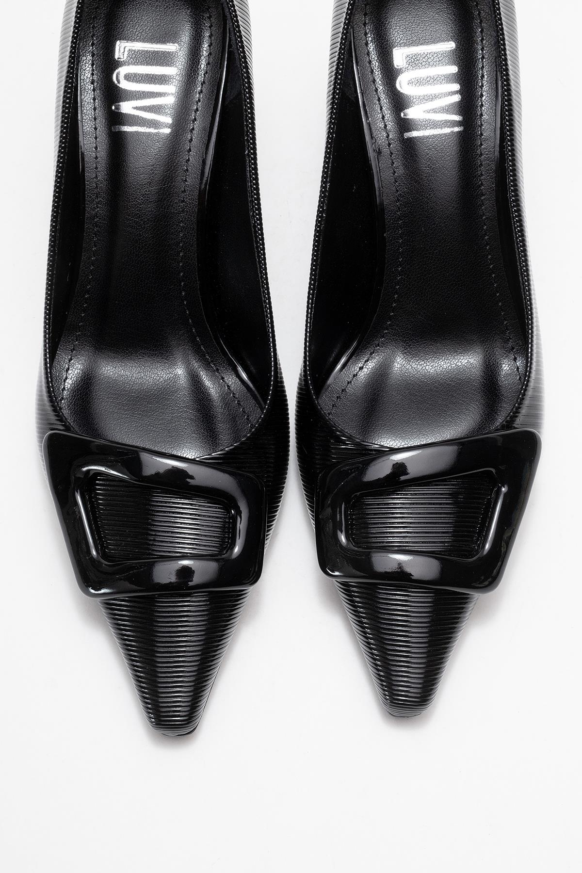 Astra - Zapatos de tacón de punta con hebilla negra (Mujer)