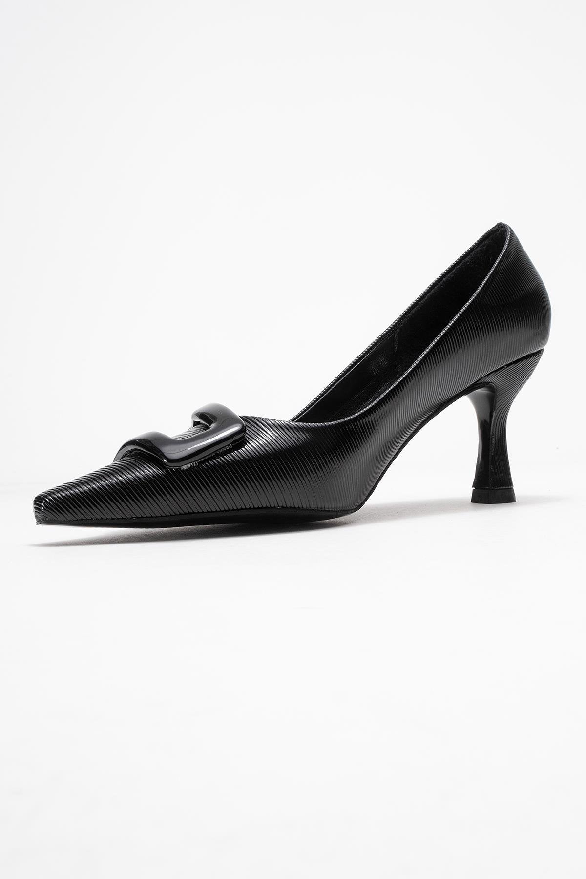 Astra - Zapatos de tacón de punta con hebilla negra (Mujer)