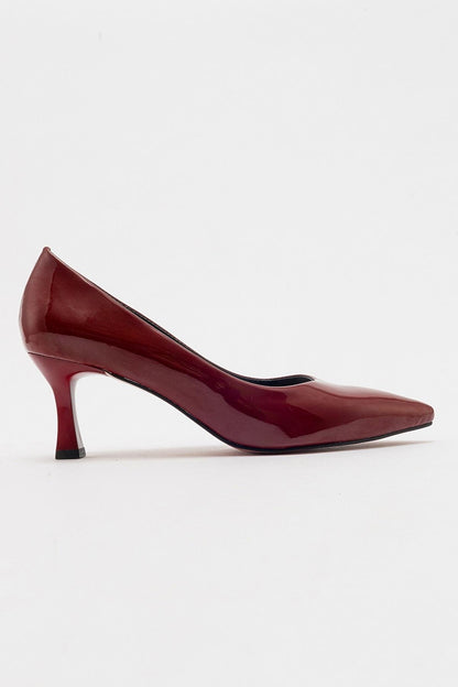 Pedra - Zapatos de tacón de charol burdeos con punta (mujer)