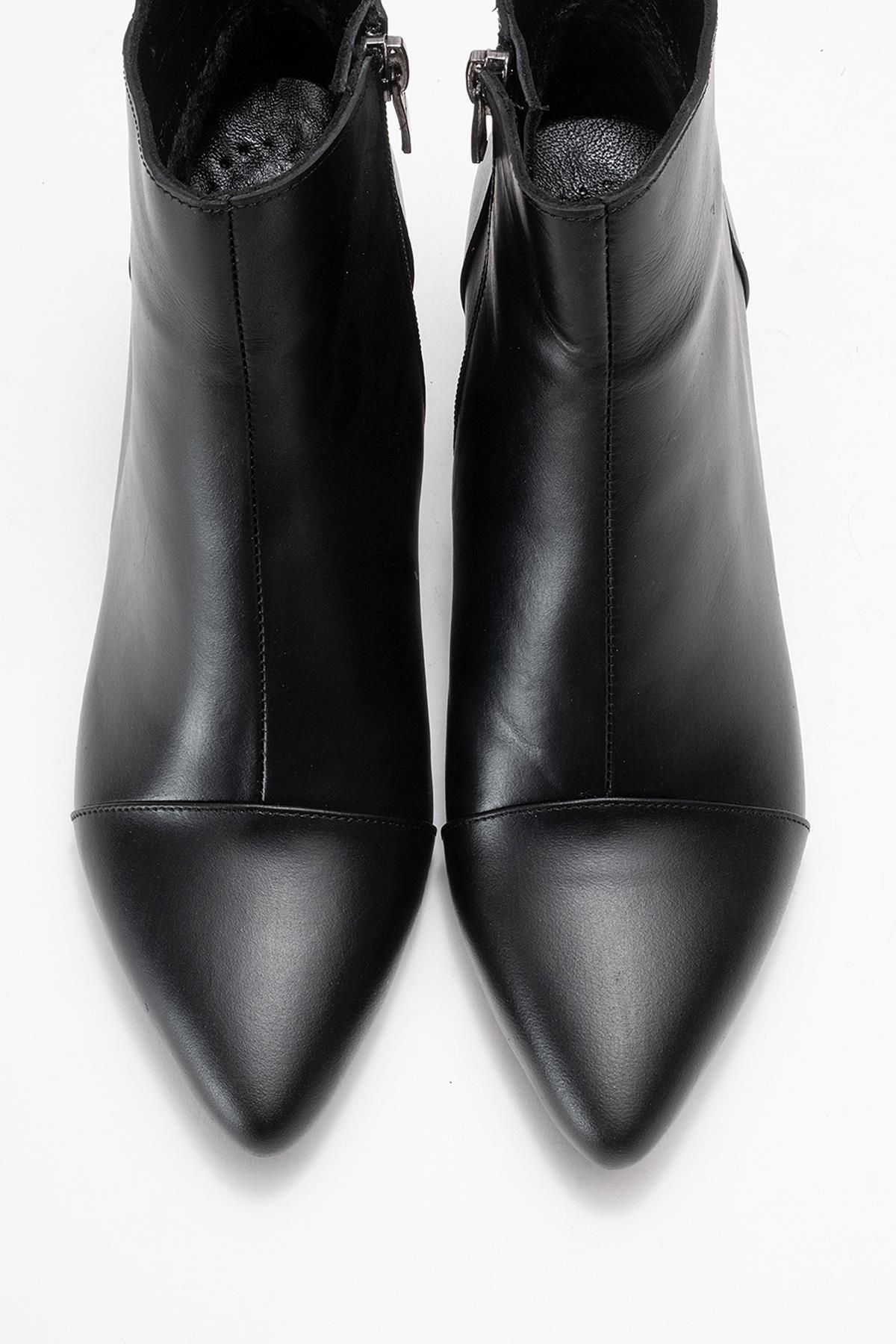 Gael - Bota de tacón de bloque de cuero negro (Mujer)