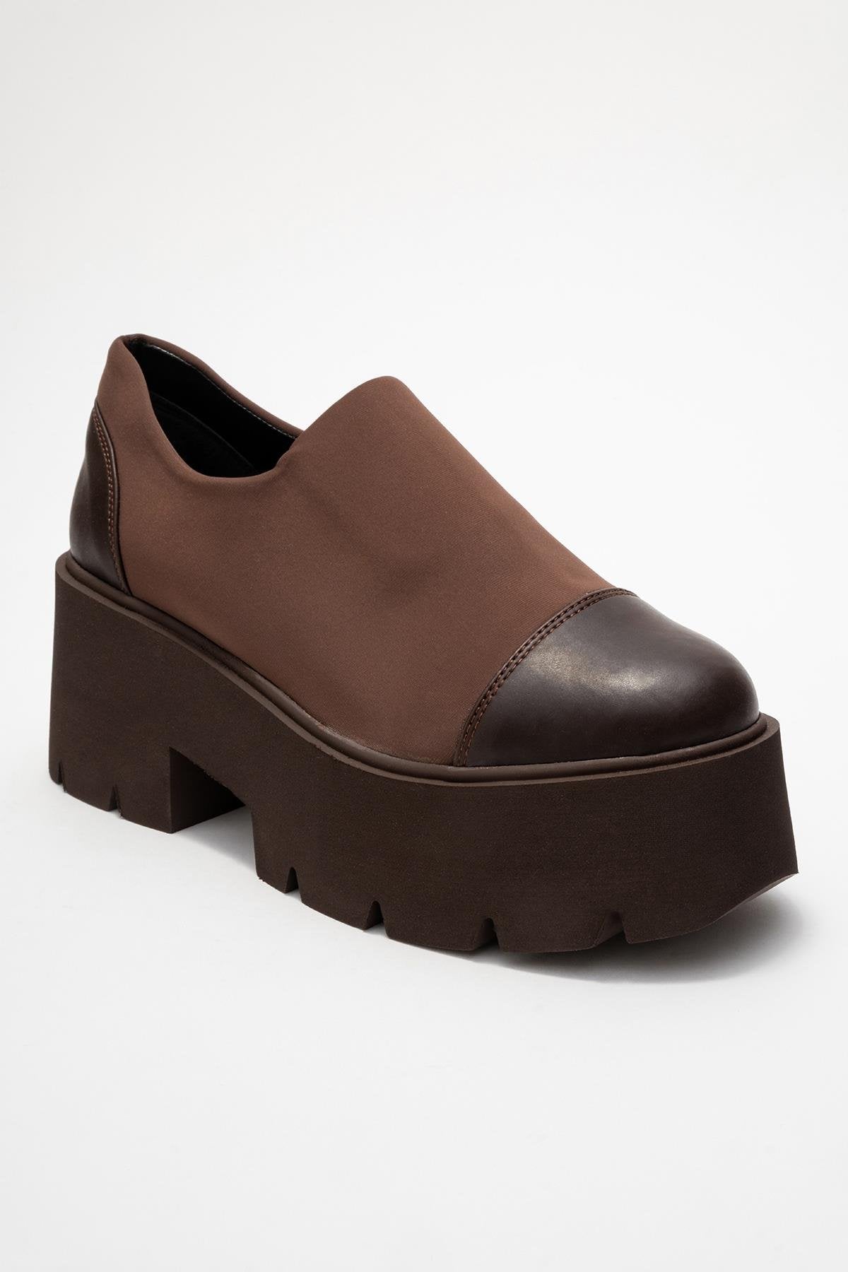 Grena - Zapatos sin cordones de plataforma marrones (Mujer)