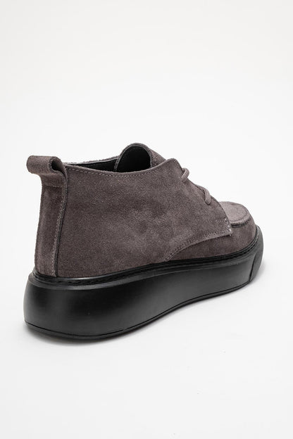 Lilya - Bota Chukka de ante gris (mujer)