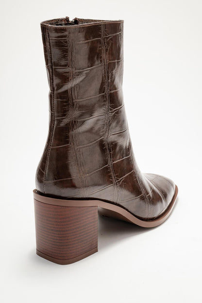 Chara - Bota de tacón de bloque estampado en marrón (Mujer)