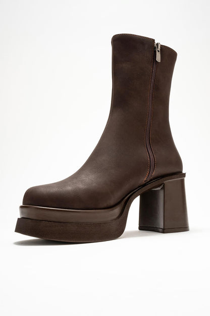 Valen - Bota de tacón de plataforma de nobuk marrón (mujer)