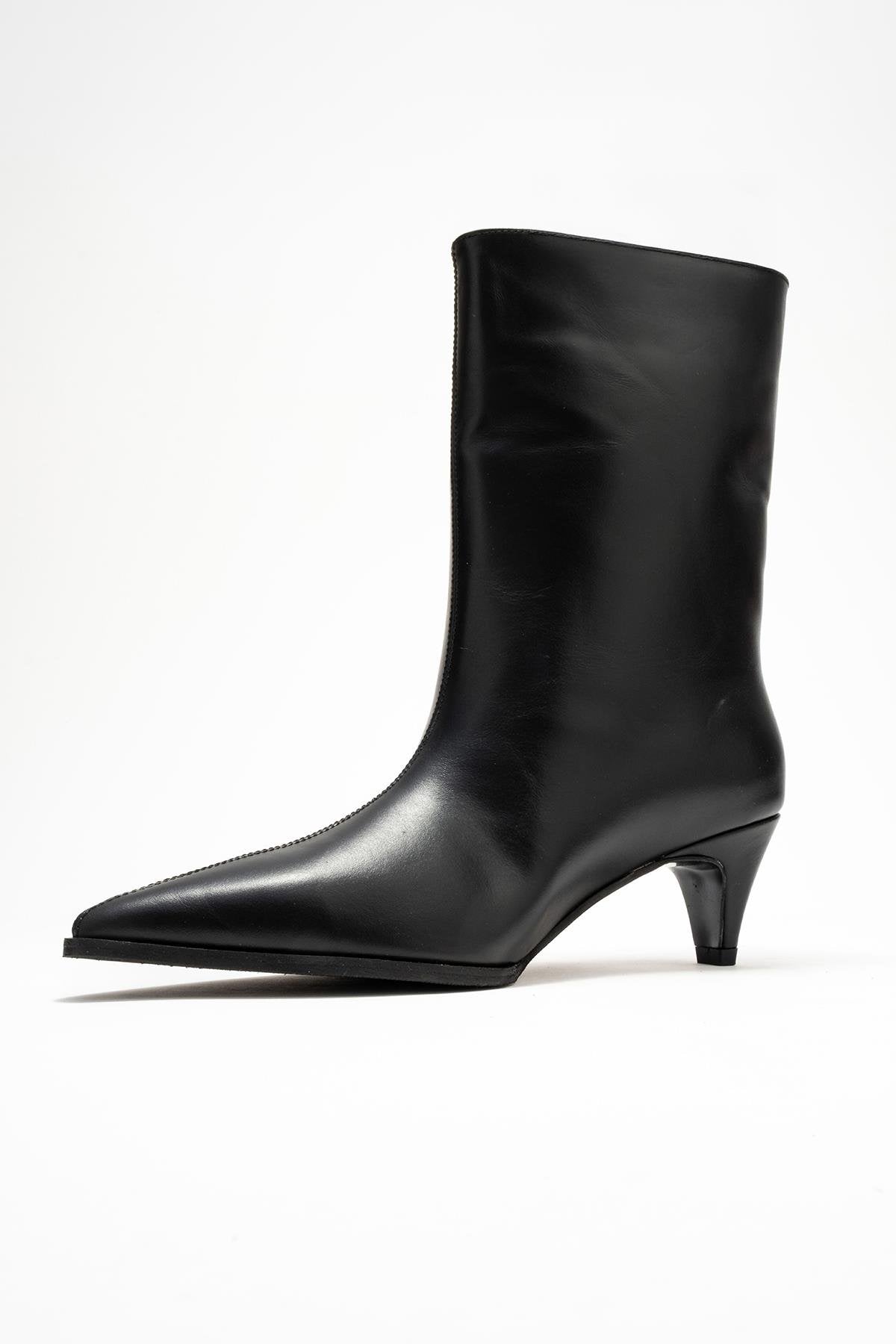 Aleo - Bota de cuero negro con puntera en punta (mujer)